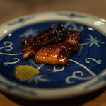 柳家 - 天然鰻の蒲焼は山椒で