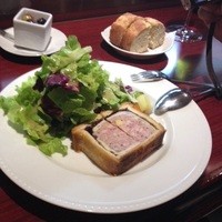 シャルキュ - パテ・アン・クルート