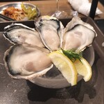 oyster market カキイロハ - 生牡蠣