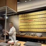 Toritaka - 翻新后的厨房里，主人土屋先生