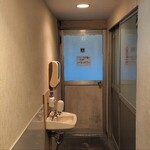 自家製太麺 渡辺 - トイレ前