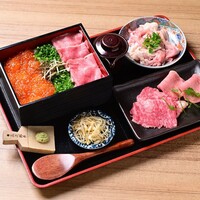 いくら生牛丼焼肉セット