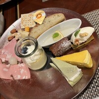 ロビーラウンジ 「マーブルラウンジ」 ヒルトン東京 - 