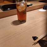 鮨 にしむら - 相方の飲む烏龍茶二杯目