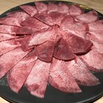 牛タン ホルモン かなう - 