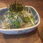 魚酎 - お通しの大根サラダ