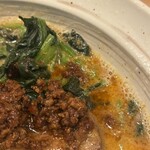 旋 - 辣油の辛さは程よいです