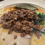 旋 - 甘〜い肉味噌がたっぷりと