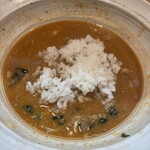 旋 - 残ったスープに投入