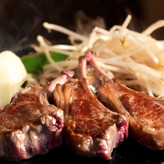 品嚐柔嫩且充滿鮮味的北海道士別產薩福克羊肉