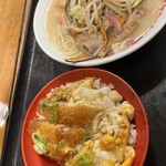 佐賀ラーメン 喰道楽 鳥栖店 - 野菜ラーメンとカツ丼