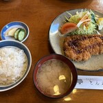 とんかつ とん丸 - ロースカツ定食