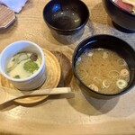 江戸前 寿司儀 - 茶碗蒸しとお味噌汁