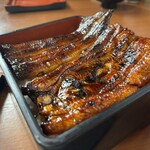 うなぎ割烹山田 - 香ばしい炭火焼き