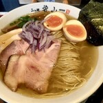 らぁ麺 芳山 - 料理写真: