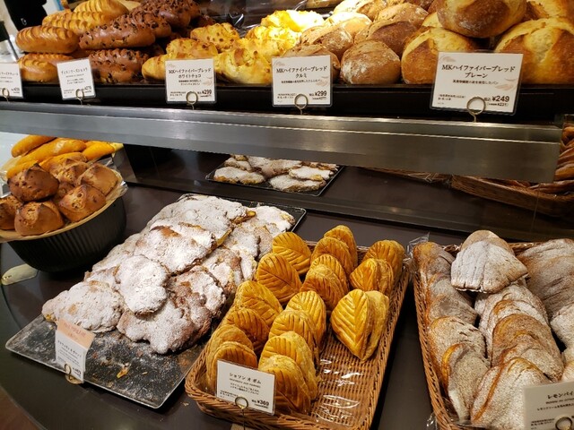 メゾンカイザー 大丸福岡天神店>