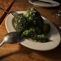 カルネジーオ イースト - 