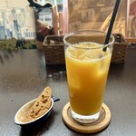 バルバルキッチンアメリ - オレンジジュース(¥200)