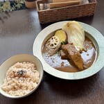 バルバルキッチンアメリ - ランチ：タンシチュー(¥2,100)