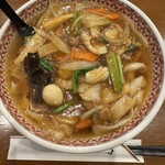 北京料理 餃子の王様 龍吟 - 五目刀削麺