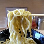 ラーメン二郎 - 麺リフト