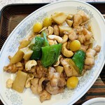 北京飯店 - 鶏肉、ピーマン、カシューナッツ炒め