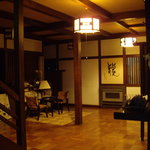 みなとや旅館 - ひなびた風情に溢れる玄関口とロビー