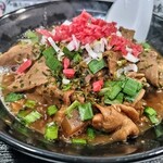 029満家食堂 - モツ煮込みモリモリ！色映えヨシ。