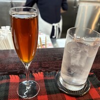 くいしんぼー山中 - ■シェリー酒　CREAM￥600：クリームシェリーは、フルボディで濃厚な口当たり。甘さとコクのバランスが絶妙。肉をいただく食前酒には最適！