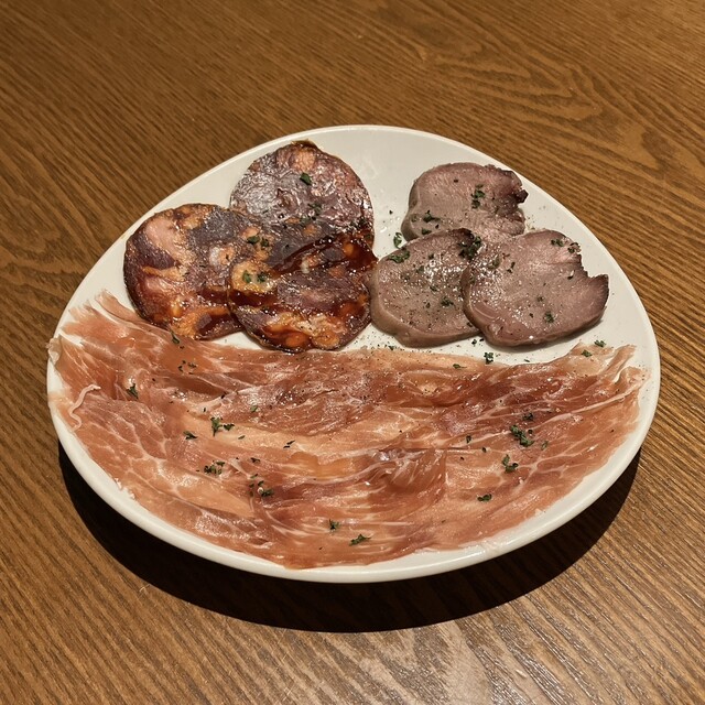 Omotesando Bar El Vuelo photo 2