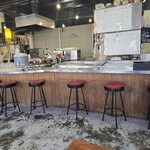 青空酒場 まぐろの気晴れ屋 - 店内