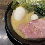 金山家 - 味玉ラーメン（醤油）
