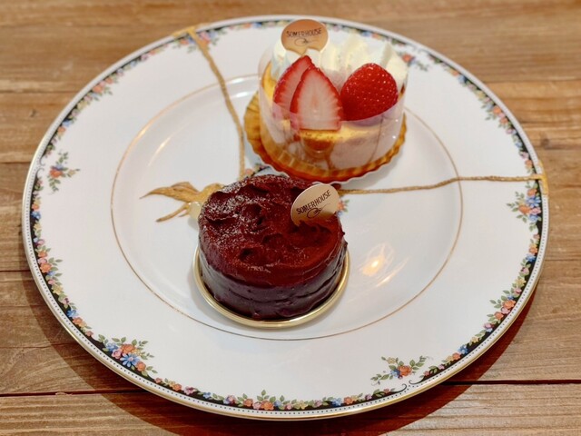 100%本物 マロングラッセ様】苺づくし♡可愛いロールケーキ/薔薇♡苺の その他