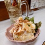 呑み処 蜂の巣 - ポテサラ