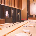 鮨 ラビス 大阪 ヤニック・アレノ - 