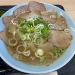 ニューラーメンセンターりゅうちゃん - チャーシューメン