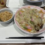 リンガーハット - 料理写真: