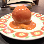 グリルキャピタル東洋亭 ポルタ店 - 美味！丸ごとトマトサラダ