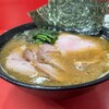 ラーメン 杉田家 本店