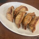 ウレシイ餃子バル リバール - 