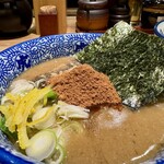 麺や兼虎 博多デイトス店 - 