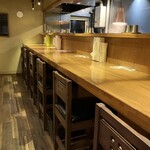 雨は、やさしく - 店内