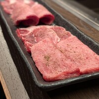 東京食肉市場直送 肉焼屋 D-29 広尾店 - 