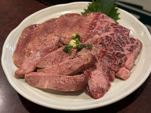 Yakiniku Itami photo 2
