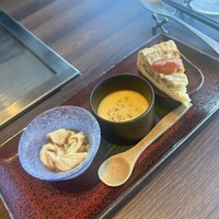 鉄板和食とワイン 萬鉄 - 