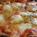 イル・ターボロ - めちゃ旨！2014.6.9(月)14時25分 トマトソース系ロースハムとモッツァレラチーズのピッツァランチ1080円 (^_^)v