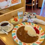 カフェレストラン ざぼん - モーニングカレーセット　690円