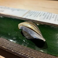 すしの嘉六 - この日は撮り忘れたけどボタン海老が、味噌付きでドロドロ肉厚の濃厚で美味しかった！