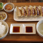 Sunny Day Dumpling - 宇都宮ハレノヒ餃子定食