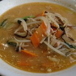 盛岡食堂 - みそラーメン 800円